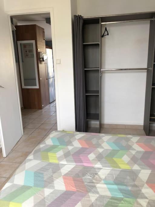 Appartement Balcon, Place De Parking, Centre Ville ヴァランス エクステリア 写真