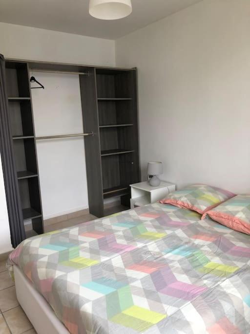 Appartement Balcon, Place De Parking, Centre Ville ヴァランス エクステリア 写真