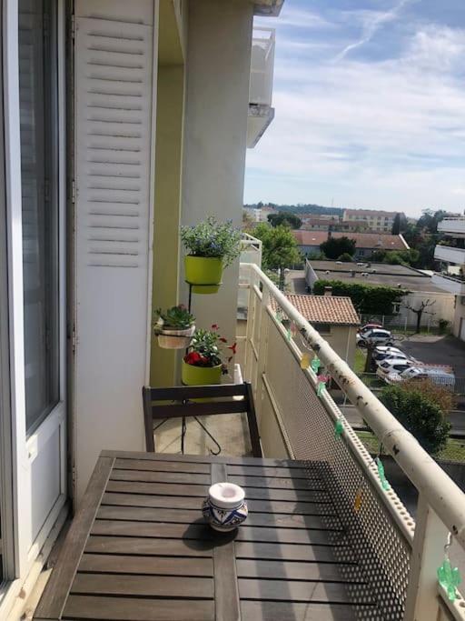 Appartement Balcon, Place De Parking, Centre Ville ヴァランス エクステリア 写真