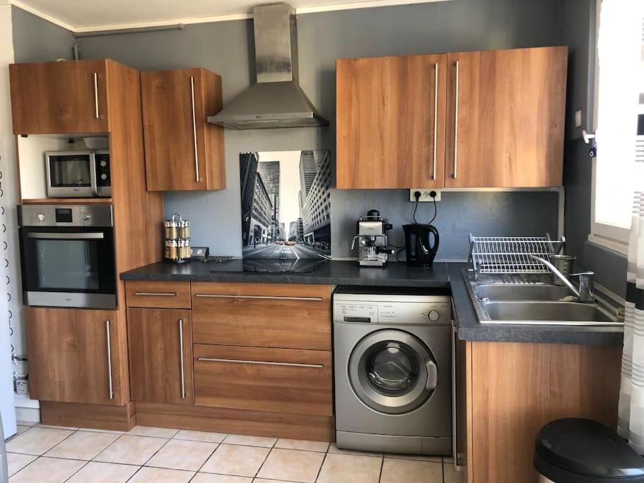 Appartement Balcon, Place De Parking, Centre Ville ヴァランス エクステリア 写真